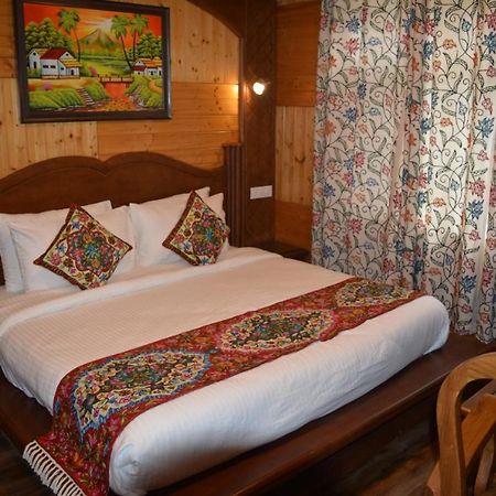 Hotel Royale Comfort Pahalgām Exteriér fotografie