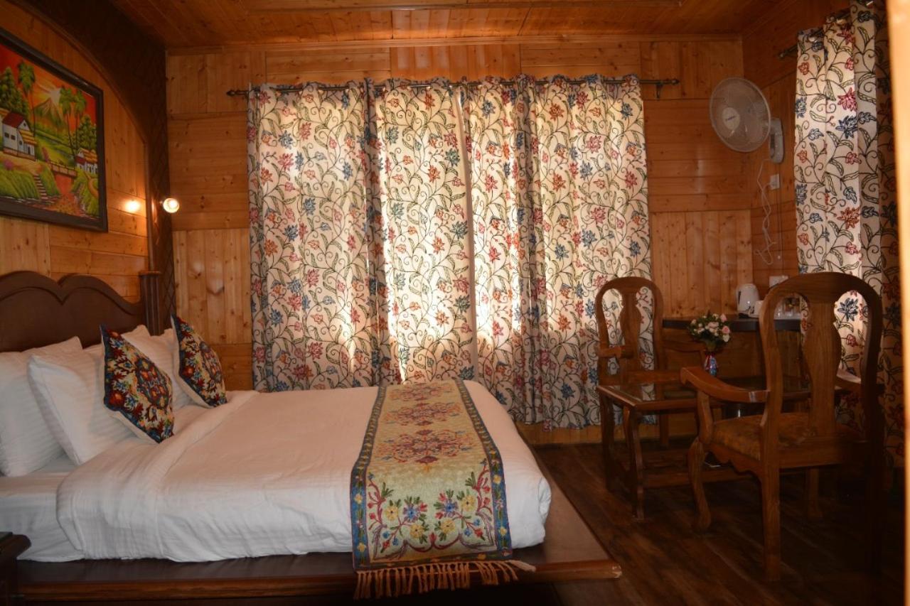 Hotel Royale Comfort Pahalgām Exteriér fotografie
